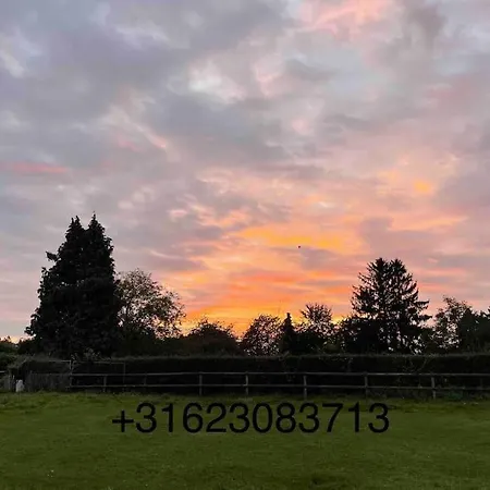 Charming Authentic Renovated Farm Semesterbostad