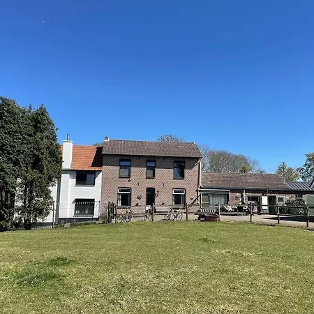 Charming Authentic Renovated Farm Cadier en Keer