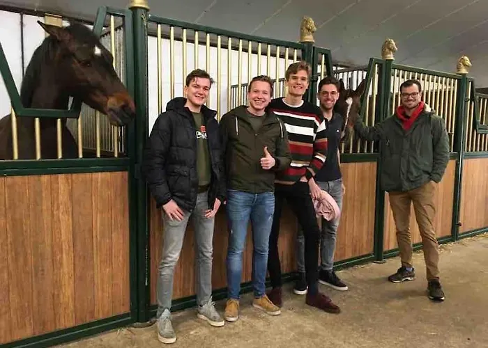 度假居 Charming Authentic Renovated Farm *